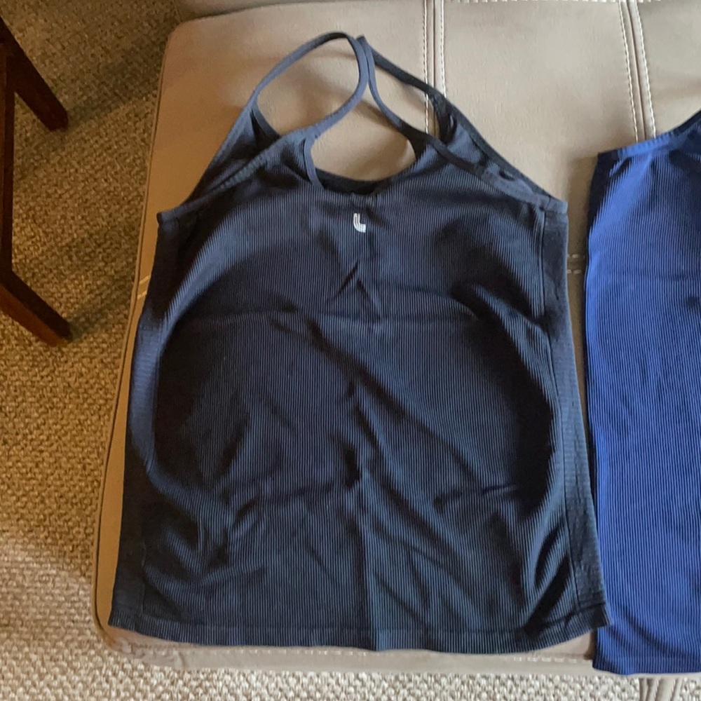 Lolë tank tops (2)